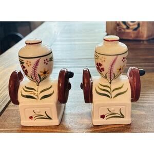 Vintage Turn wheel Salt/Pepper Shakers. Kitsche Brown and Tan Shakers